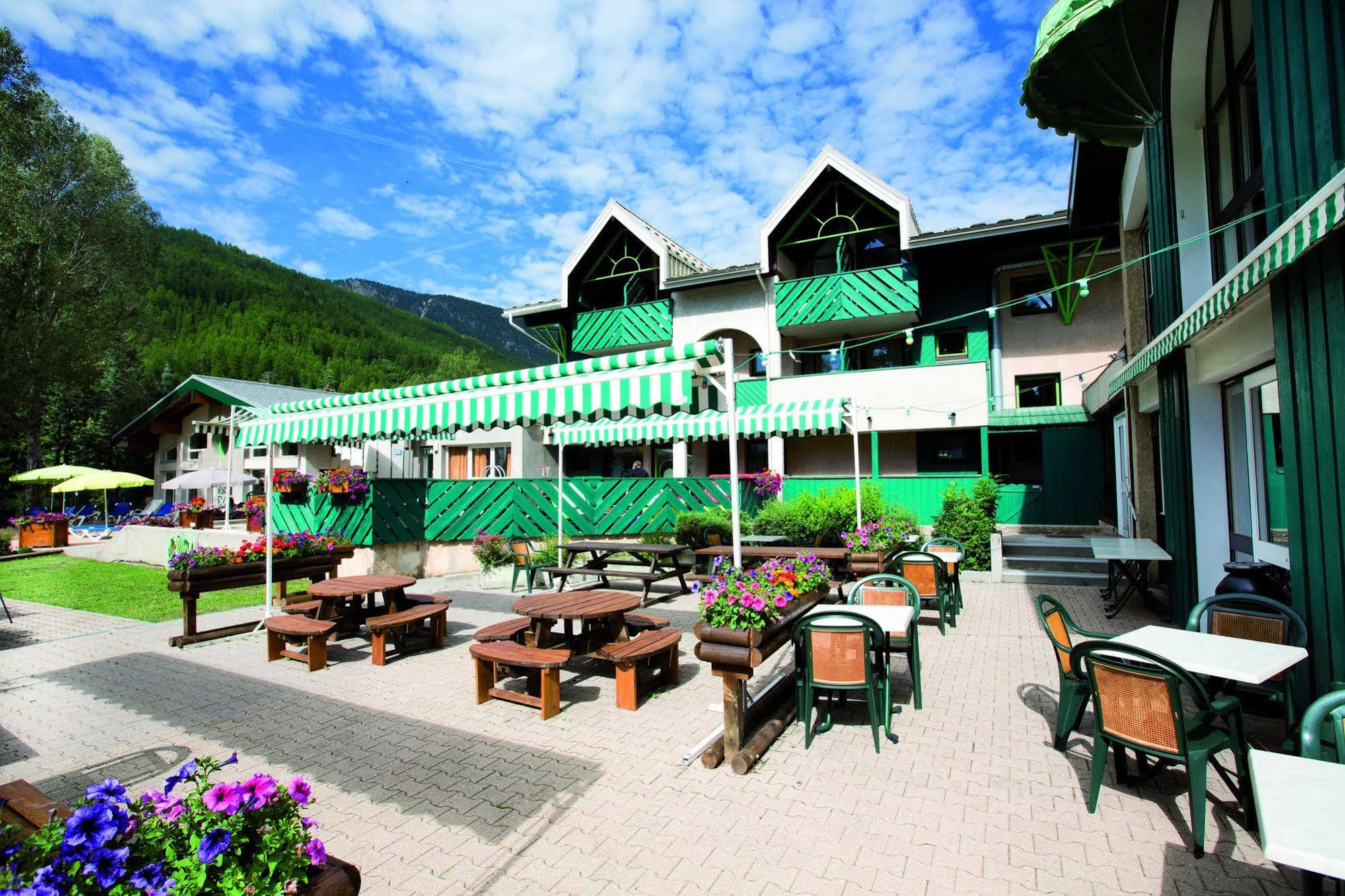 Club Vacances Bleues Les Alpes D'Azur La Salle-les-Alpes Luaran gambar